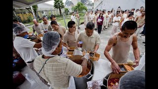 Atrás quedaron los sucios cacharros así se alimentan en el Reclusorio Oriente [upl. by Godliman]