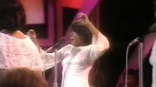 8 The Emotions  I Dont Wanna Lose Your Love TOTP 15121977flv [upl. by Nhguavaj]