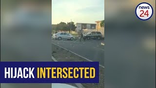 WATCH Cops shoot hijackers at Cape Town Intersection [upl. by Aicsile418]