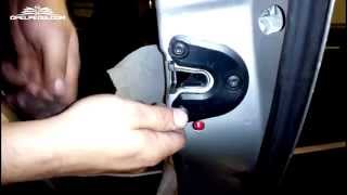 Opel SignumVectra C Tutorial How To Change Door Lock [upl. by Tinya]