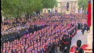 1000 Members of the Parachute Regiment Association Remembrance Sunday 2001 [upl. by Hermine482]