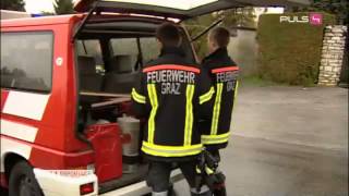 PULS 4 Reportage quot122 Einsatz für die Feuerwehrquot [upl. by Fulmer]