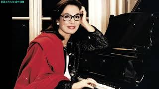 Nana Mouskouri  Plaisir Damour 사랑의 기쁨 1971 [upl. by Yllod]