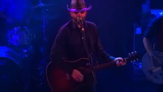 Wheeler Walker Jr  Drop Em Out  live Troubadour July 12 2016 [upl. by Haimirej]