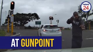 WATCH  Quickthinking Durban driver narrowly escapes hijacking [upl. by Asilam]