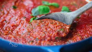 Homemade Spaghetti Sauce From Fresh Tomatoes and Garlic [upl. by Sofer95]