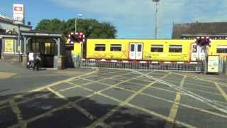 Birkdale Level Crossing [upl. by Pansir]