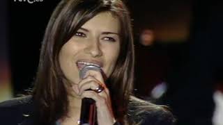 Laura Pausini  Escucha tu corazón [upl. by Milurd]